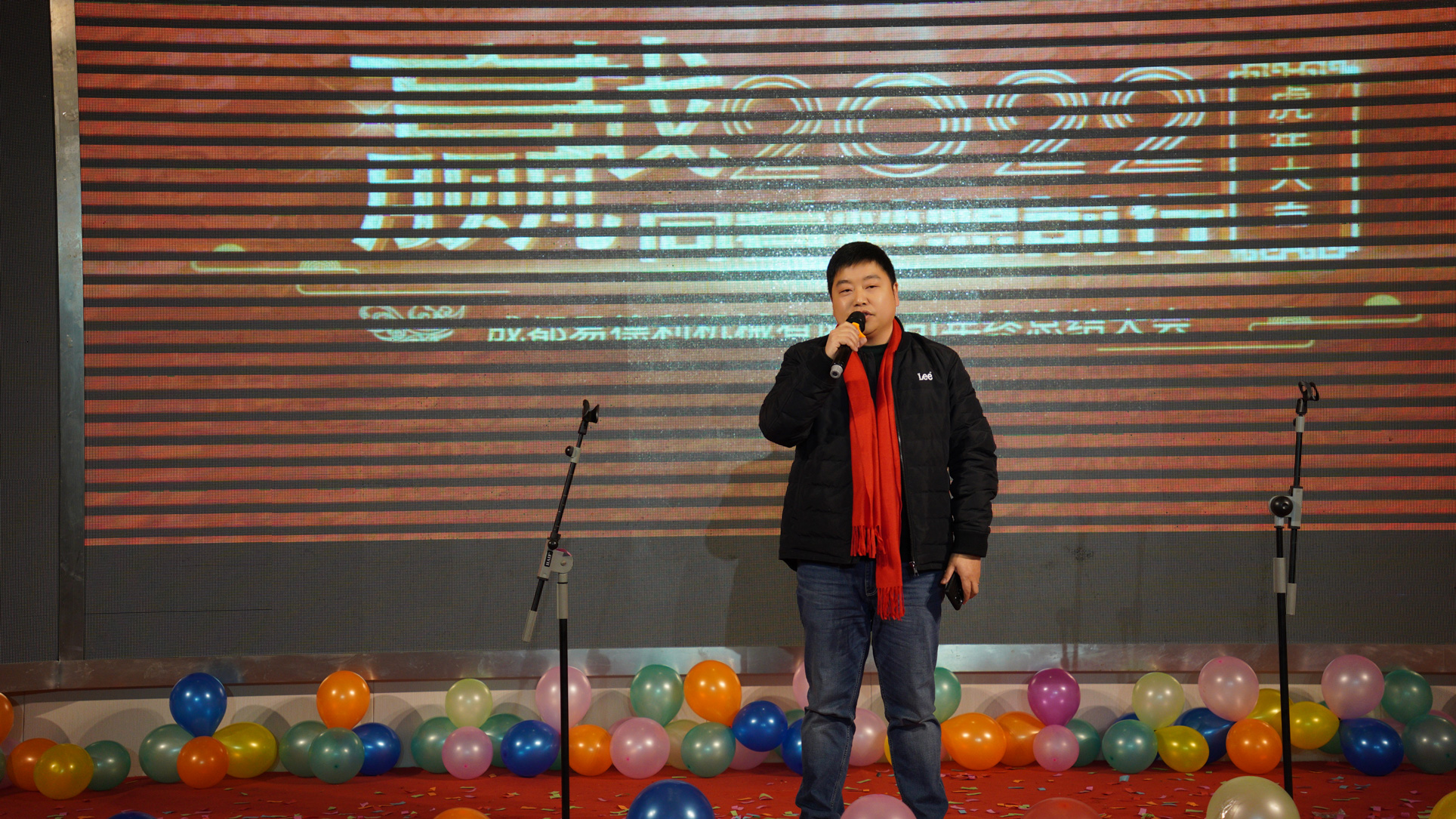 General manager Zhao Yongjun delivered a speech